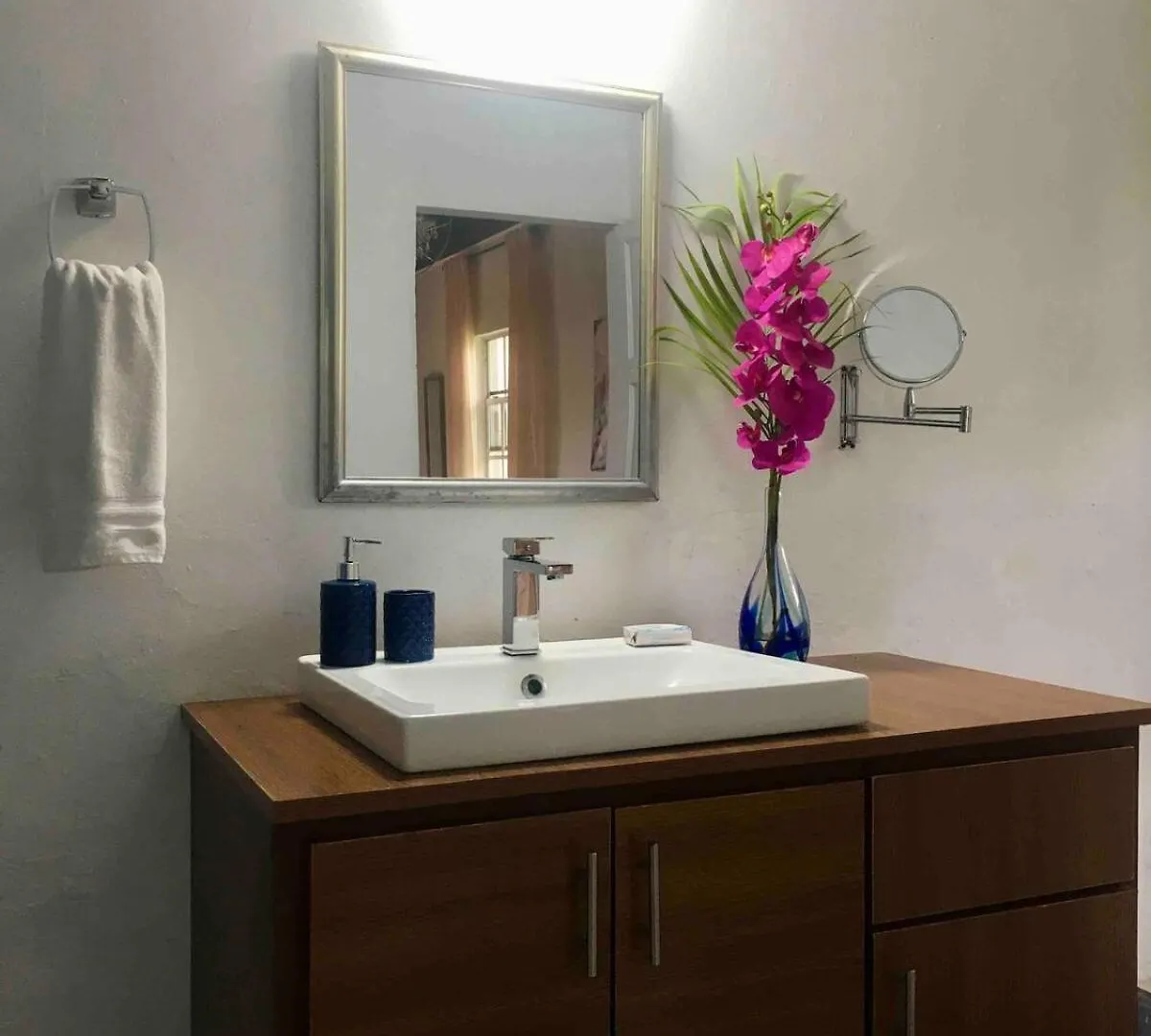 Seaside Villa Retreat -7Br, Private Spa And Vip Beach Club Runaway Bay Jamaica